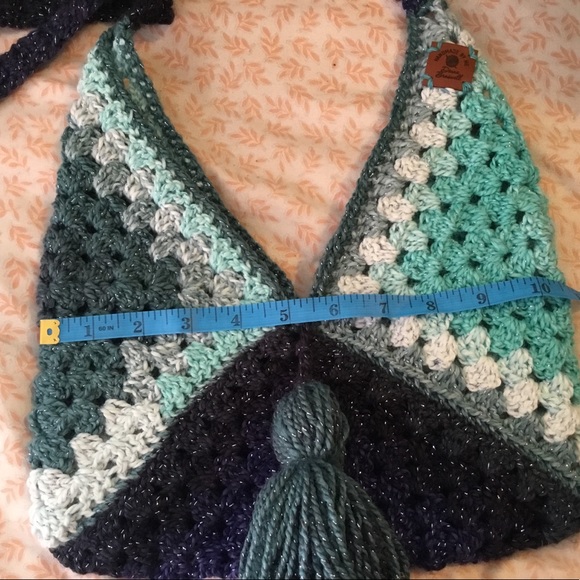 Crochet crossbody BoHo bag. Handmade. Variegated blues with sparkle. - Picture 3 of 9